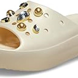 Crocs women’s size 9 barely worn as gift